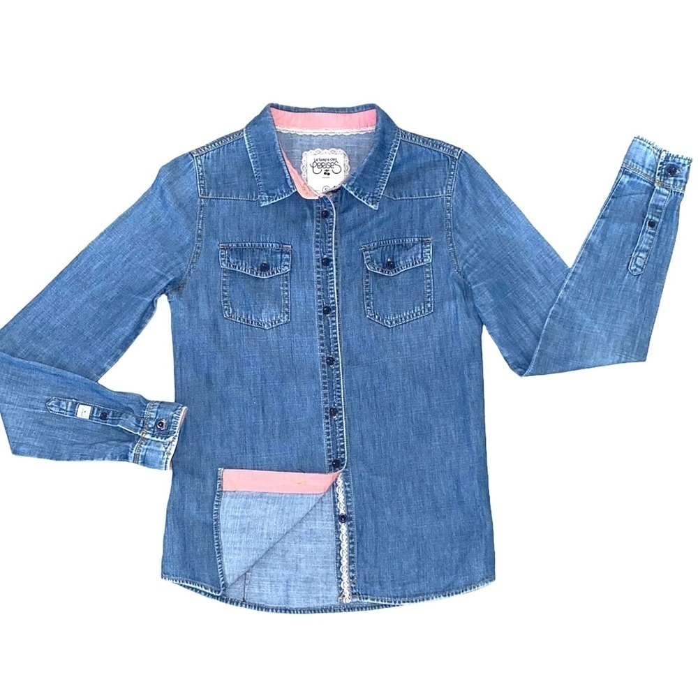 Le Temps Des Cerises Blue Fitted Button Down Shirt with Notched Collar